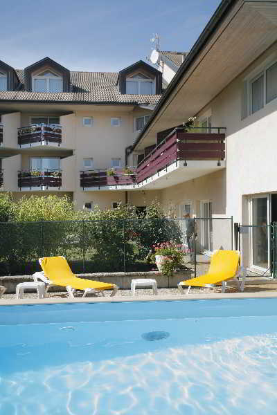 Hotel The Originals City, L'arc-en-ciel,
