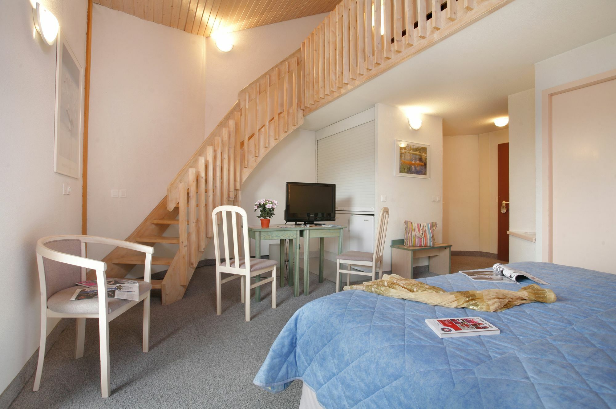 The Originals City, L'arc-en-ciel, Hotel Thonon-les-Bains