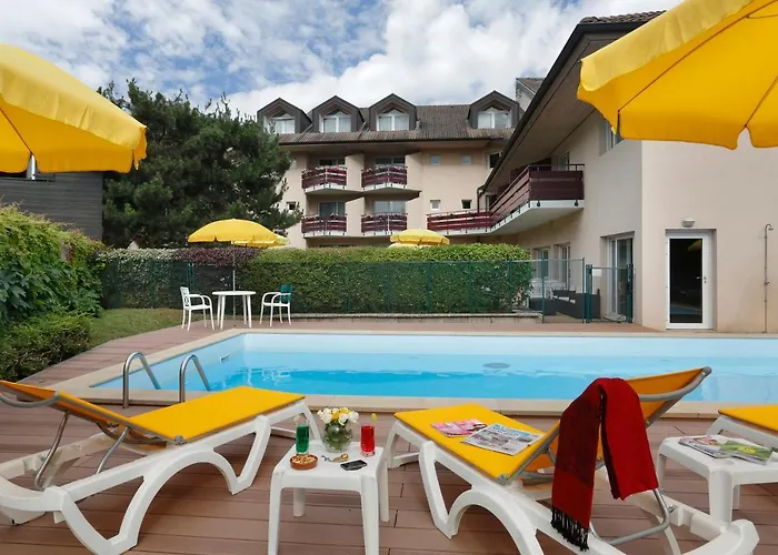Logis Hotel Arc En Ciel