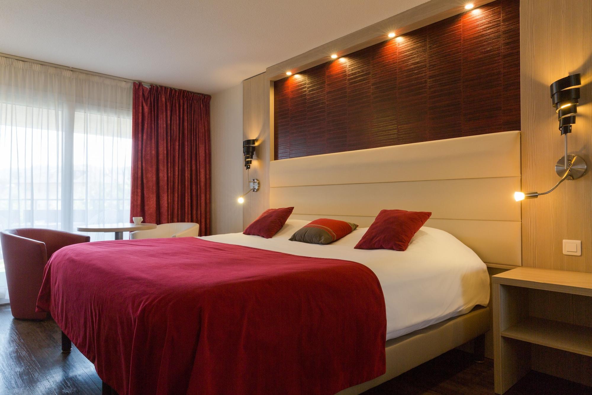 Hotel Logis Arc En Ciel