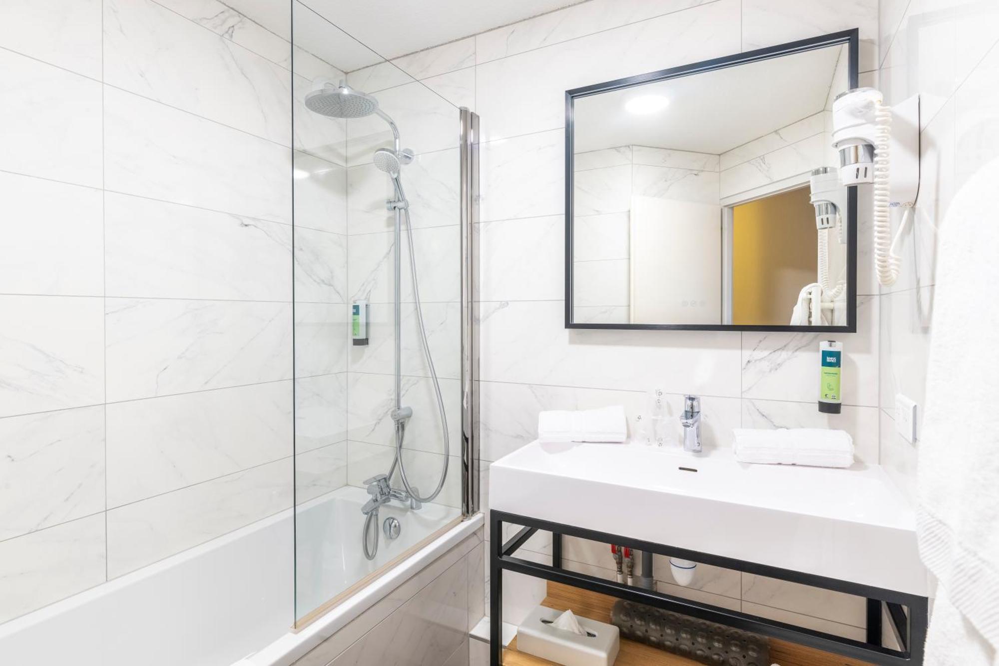 Logis Arc En Ciel 3* Thonon-les-Bains